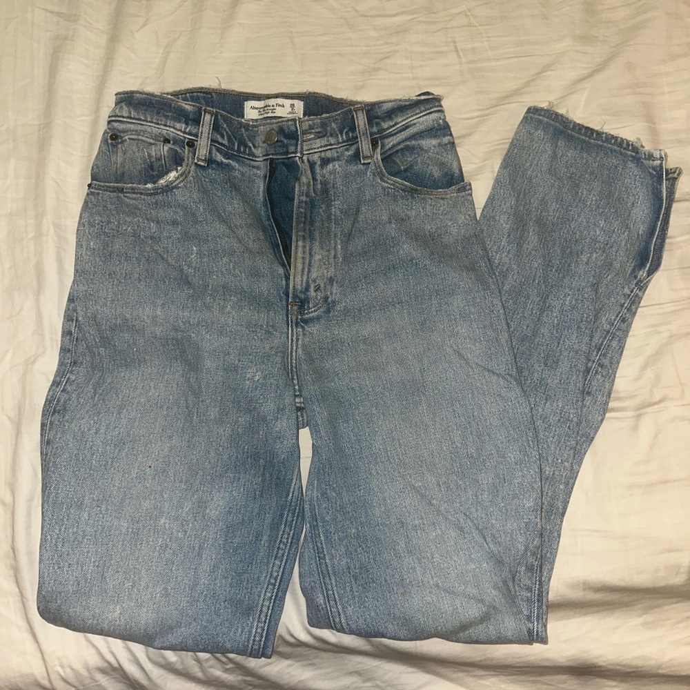 Abercrombie & Fitch High Rise 90s Ankle Straight Jean